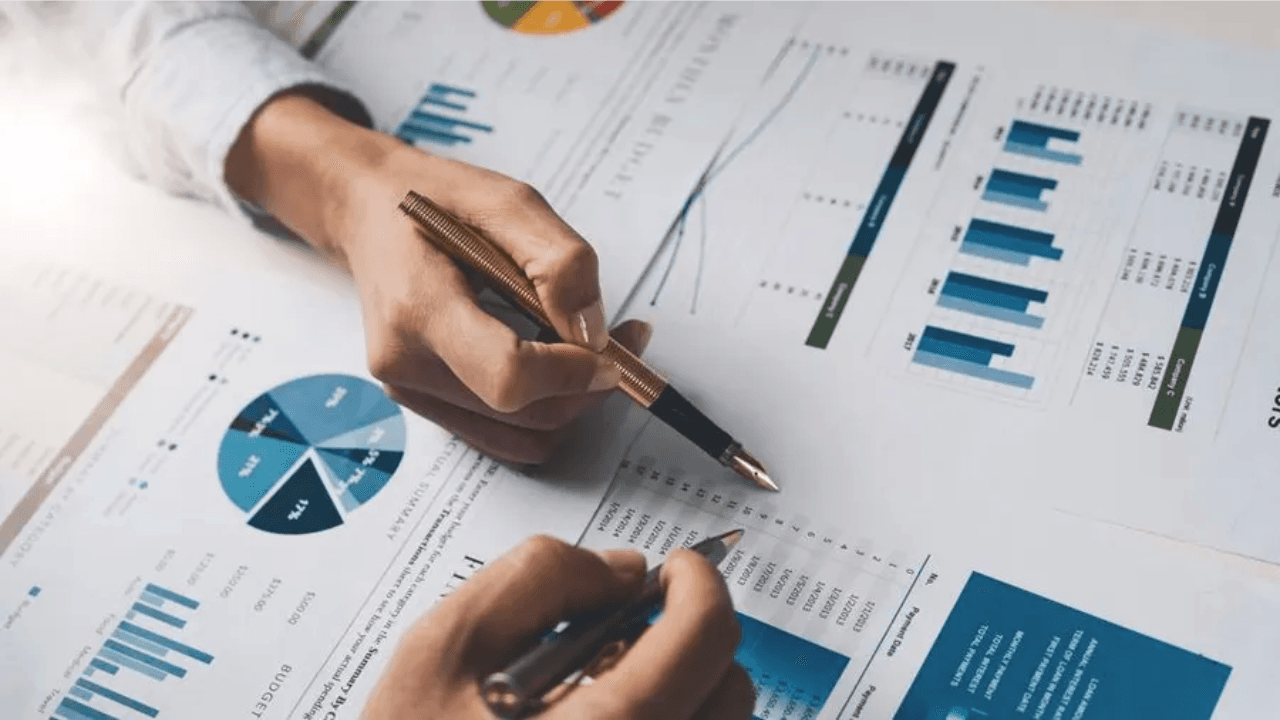 Optimize Your Tech Startup’s Financial Management with a Latin American Bookkeeper