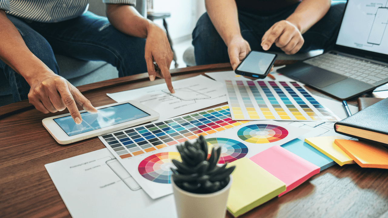 Unleash Creativity with Latin American Graphic Design Talent for Your Video Content – Cost-Effective and Innovative